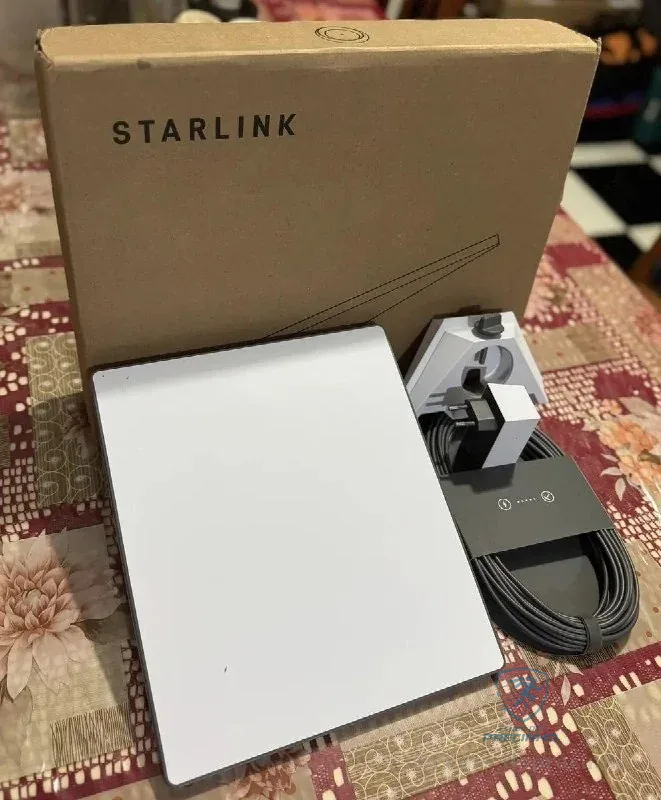 Antena de Internet via satélite Starlink MINI