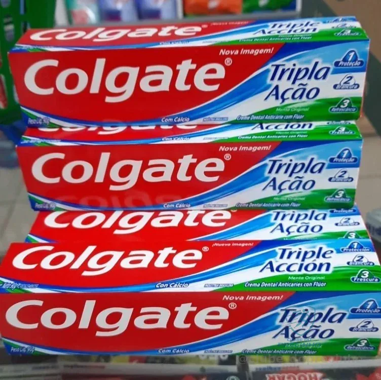Creme Dental Colgate Tripla Ação Menta Original 90g 6 unidades