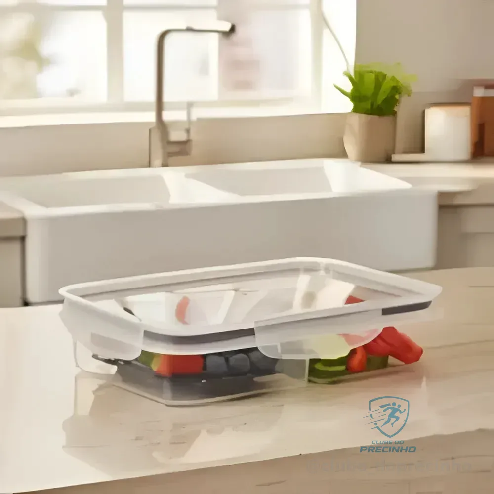 Pote Hermético Porta Frios Com Escorredor Tampa Com Travas 2 Divisórias Plasútil Cor Transparente Para Presunto Queijo Muçarela