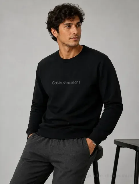Moletom Calvin Klein Crewneck Light Front Logo Preto