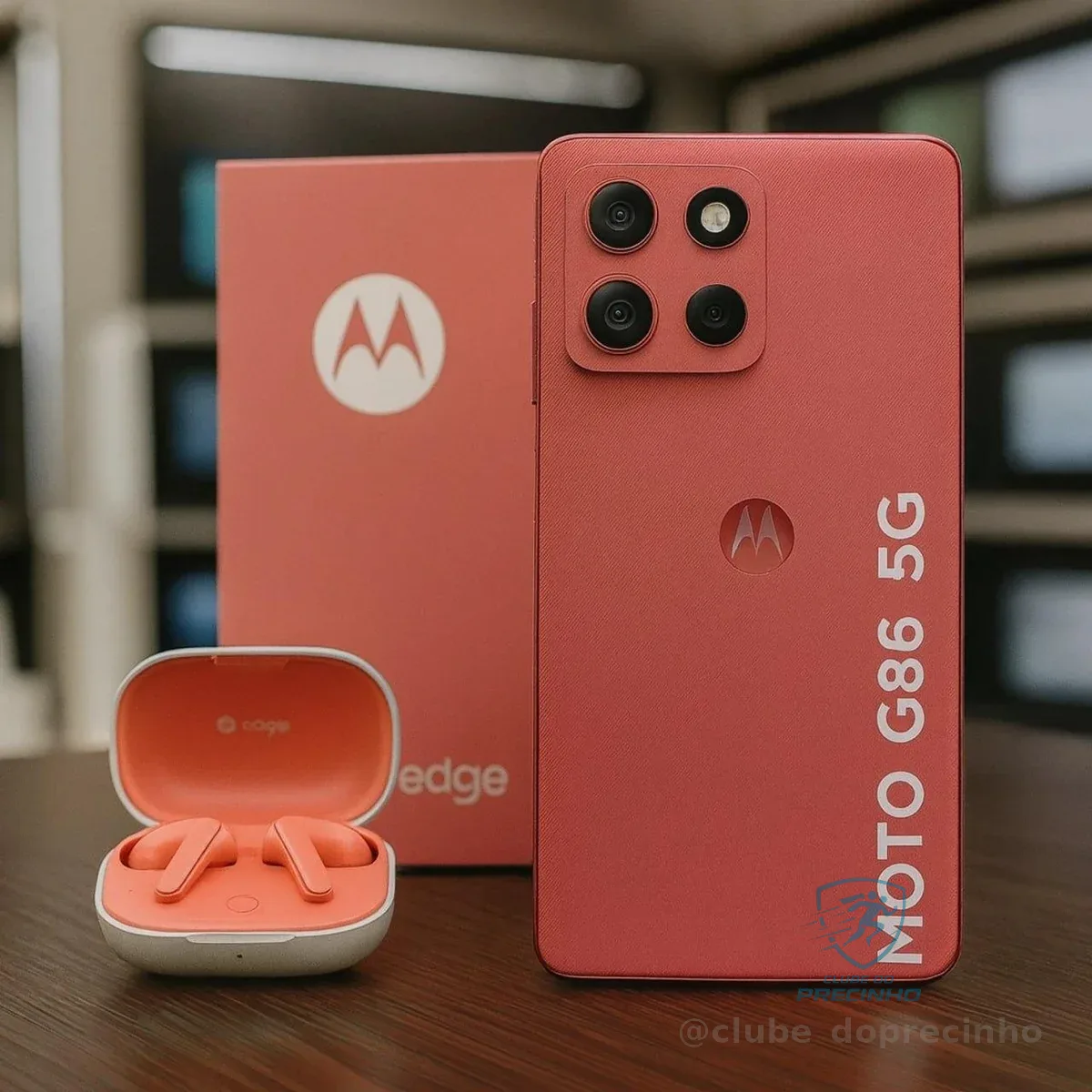 Smartphone Motorola Moto g86 5G Vermelho + Fone Bluetooth Buds - 256GB 24GB (8GB RAM+16GB Ram Boost) Tela 1.5K pOLED, 50MP Sony camera OIS Moto AI, videos em 4K, IP68 + IP69