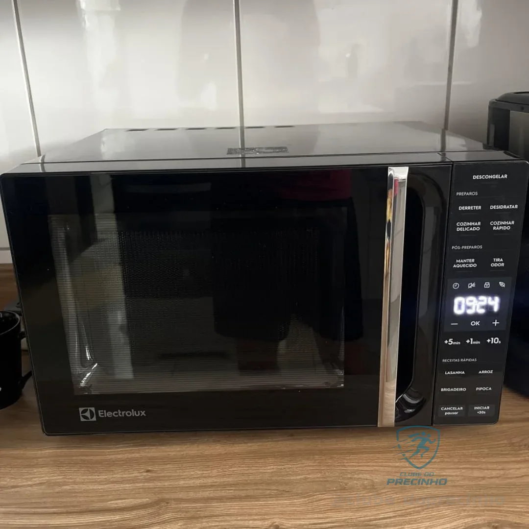 Micro-ondas Electrolux 23l Preto Efficient Com Descongelamento Assistido (me23p) - 110v 127v