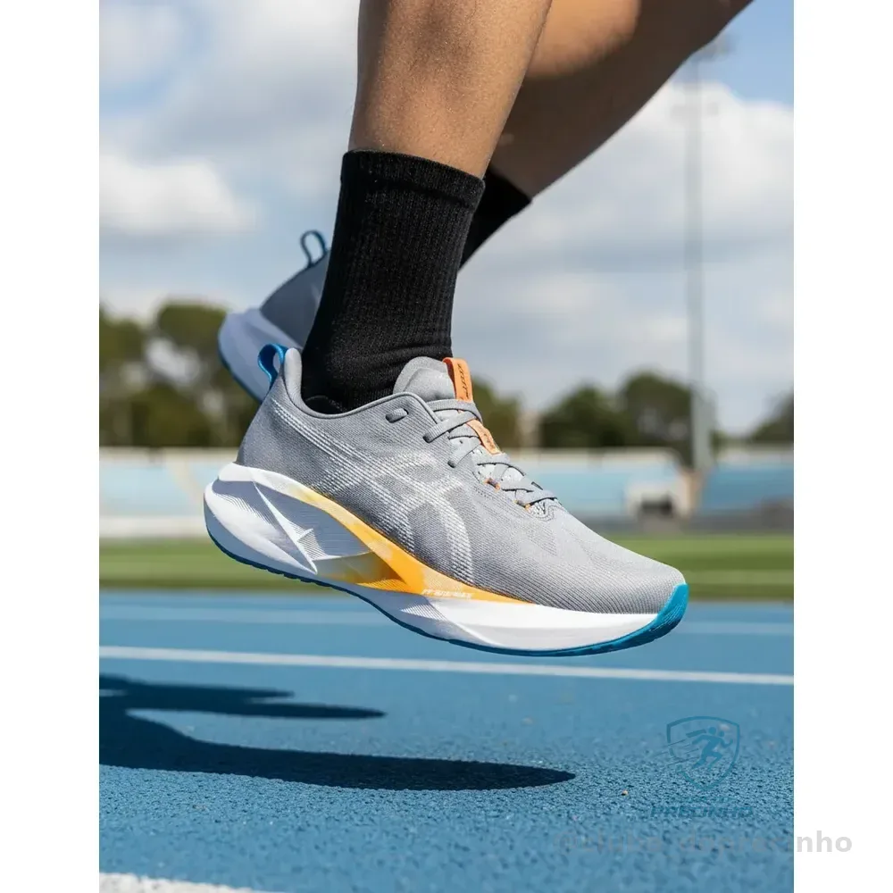 Tênis Asics Novablast 5 Masculino Performance Corrida Cinza