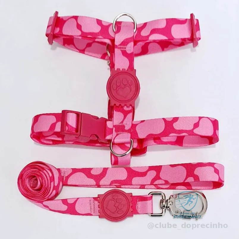 Peitoral H Anti-puxão estampa girafa todo rosa para cachorro