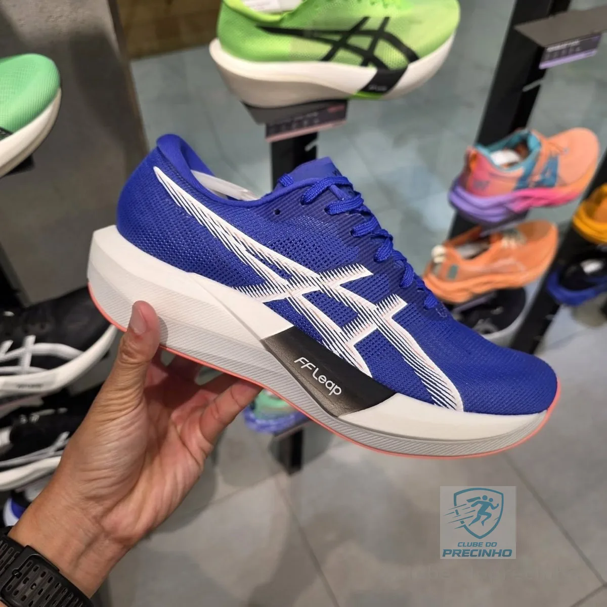 Tênis Asics Magic Speed 5 - 34 ap 44