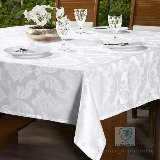 Toalha De Mesa Luxo Jacquard Inglês 6 Lugares (retangular)