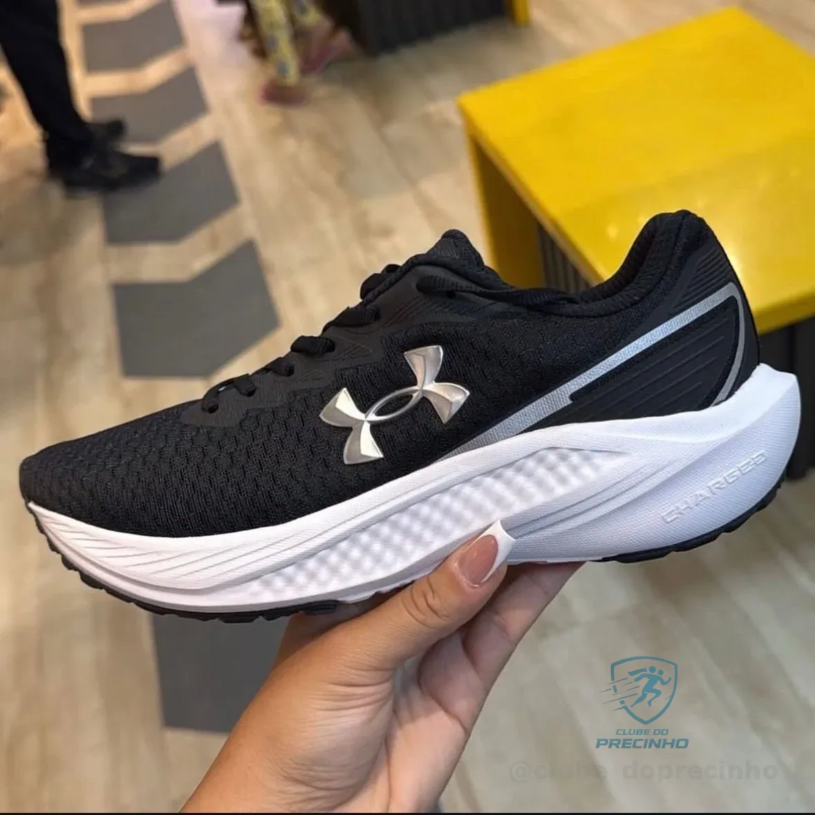 Tênis Under Armour Charged Wing 2 Esportivo Academia Fitness