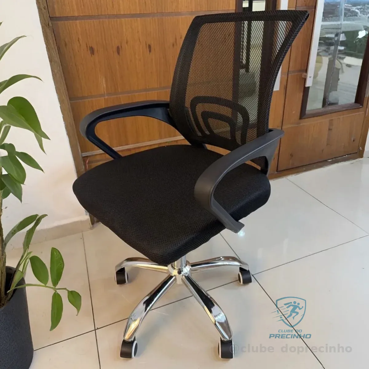 Cadeira De Escritório Giratória Com Altura Ajustável Begônia Cor Preto Material Do Estofamento Mesh/nailon Hiper Lojao Sbc