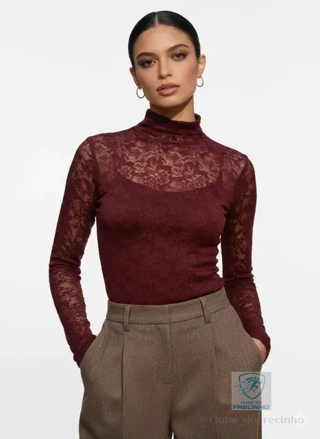 Blusa Gola Alta Renda Feminina  Manga Longa