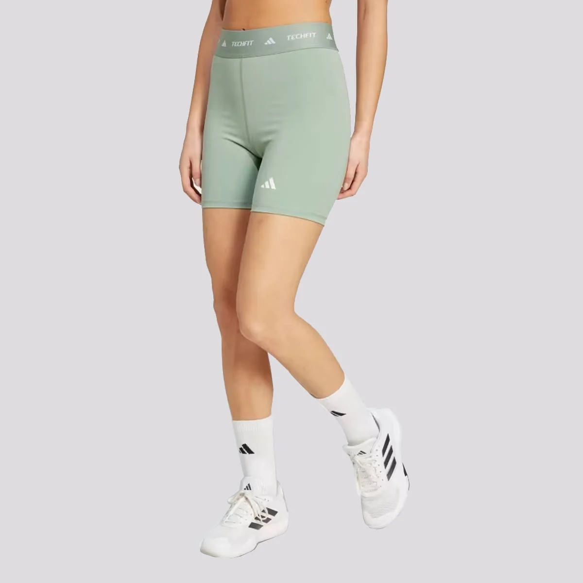Shorts Adidas Techfit Feminino Verde -PP