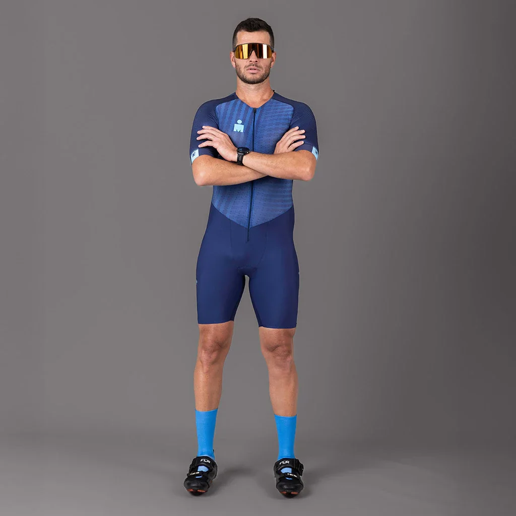 Macaquinho Triathlon c/ manga Carbon IRONMAN Azul Masculino III
