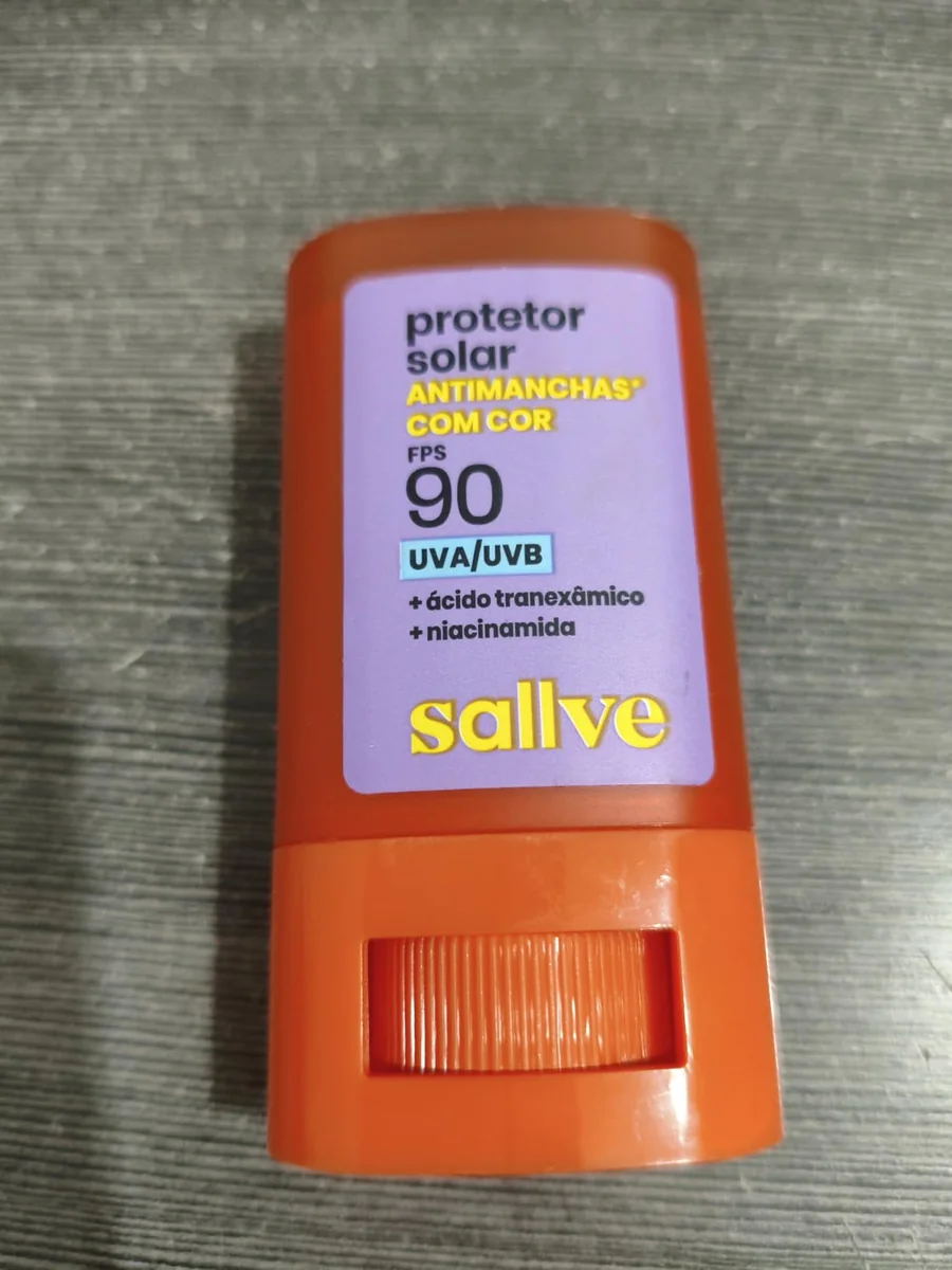 Sallve Protetor Solar Bastão Antimachas FPS 90 com Cor 3-15g