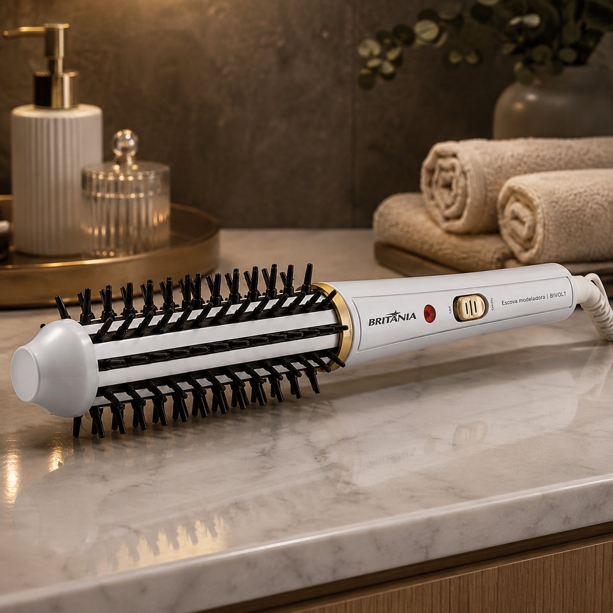 Britânia Escova Modeladora BEC04 2 em 1 Bivolt Plástico e Metal