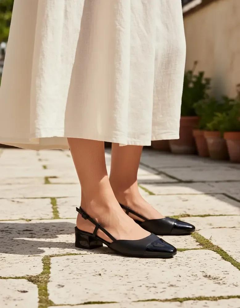 Scarpin Sligback Salto Bloco Baixo Verniz Anacapri Preto Liso 37 Br