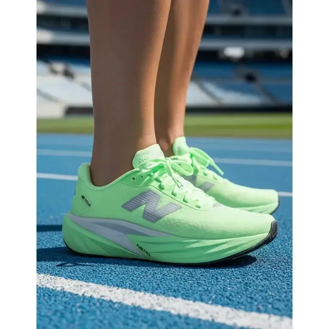 Tenis De Corrida Feminino New Balance Fuelcell Rebel V5
