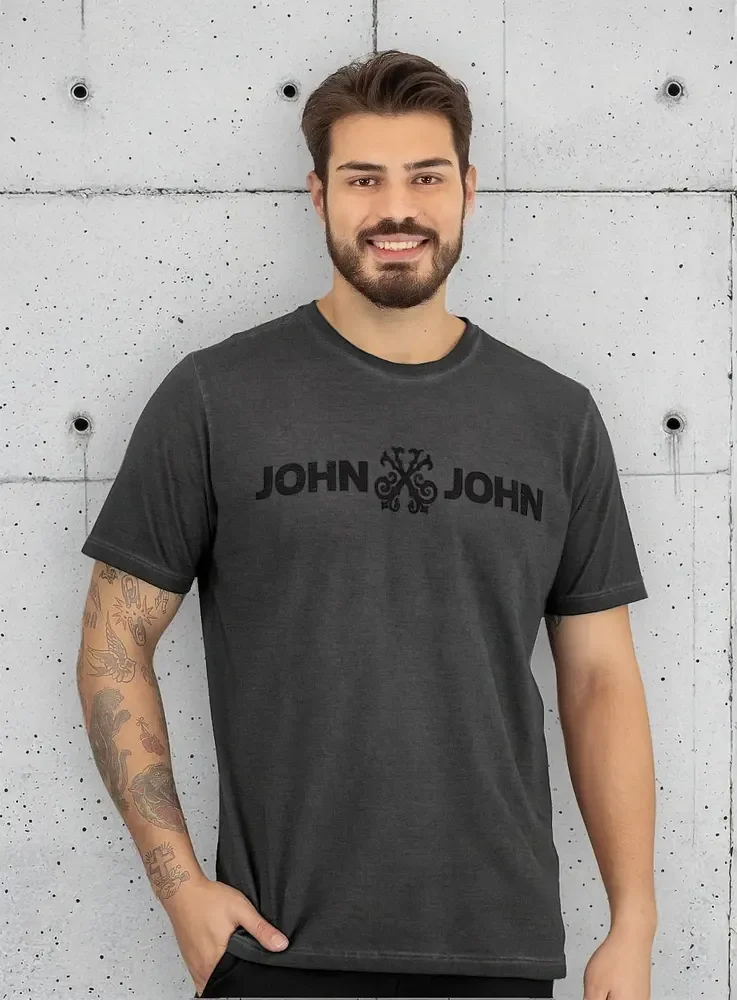 Camiseta John John Jj Basic Logo Stone Cinza Escuro