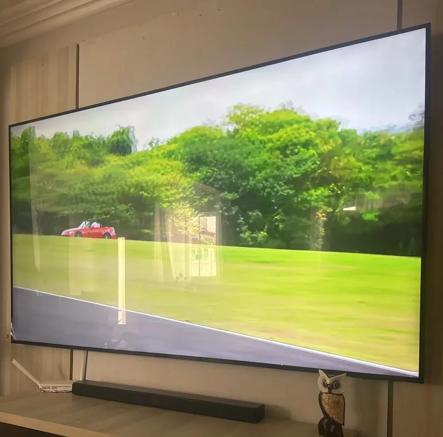 Smart Tv U8600f Crystal Uhd 4k 85 Preto Samsung Bivolt