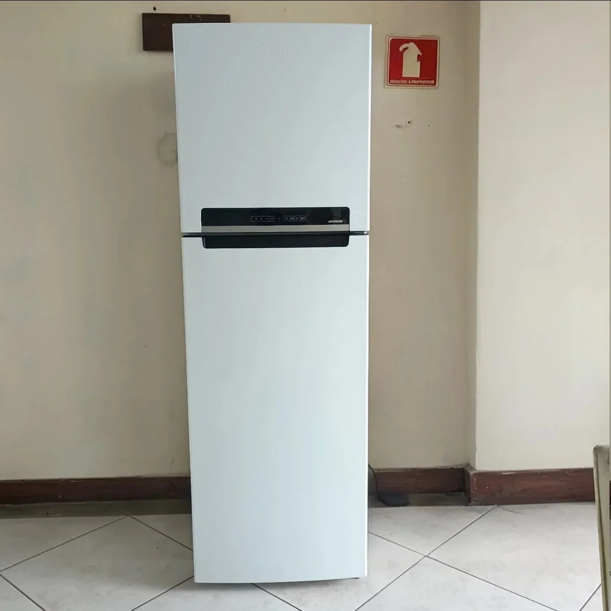 Geladeira Midea Frost Free Duplex 394l Inverter Branco 220v
