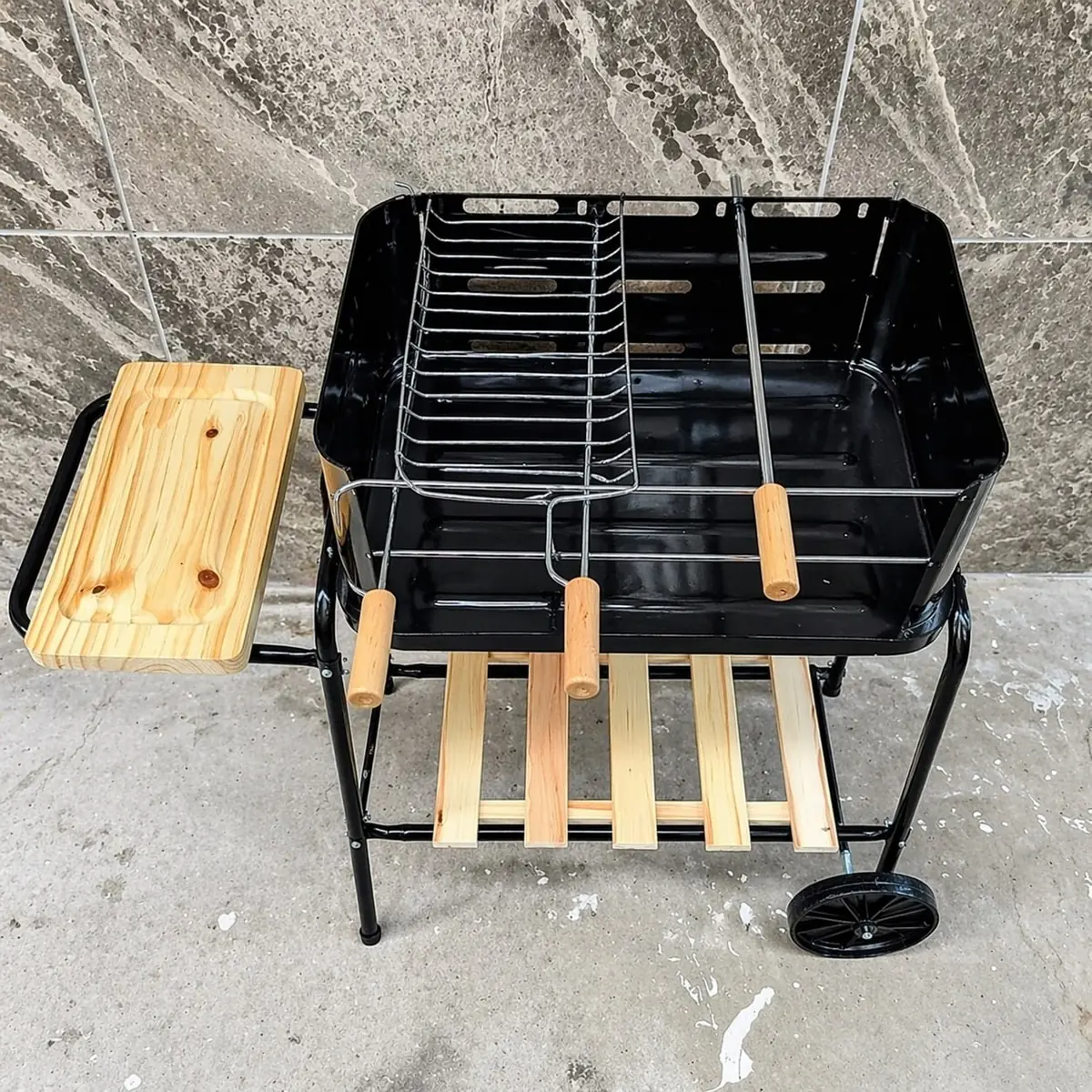 Churrasqueira Mor Califórnia 3011 Com Grelha E Tábua Preto