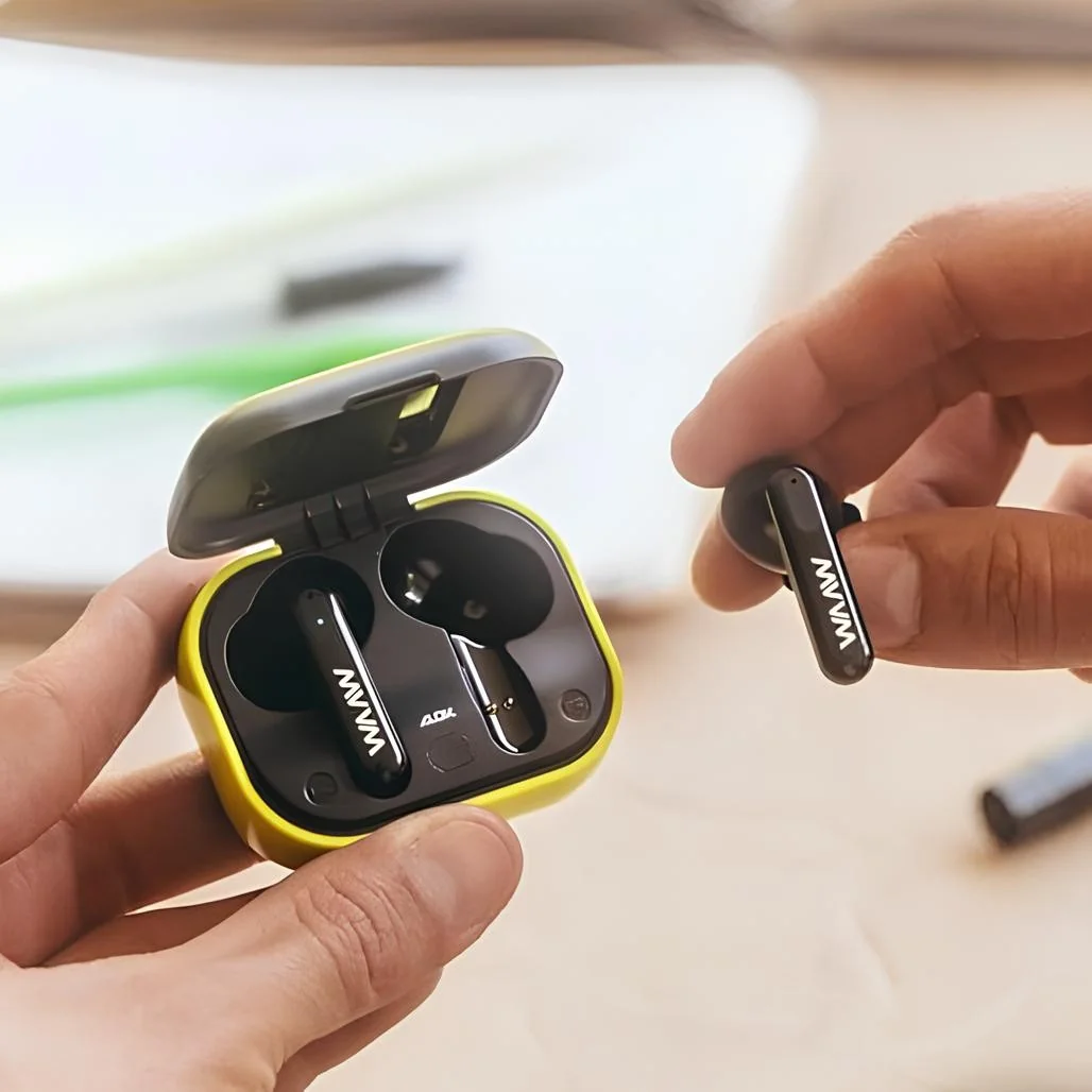 WAAW by ALOK Fone de Ouvido MOB 500 ANC Bluetooth, com Modo Gamer e Resistente a Respingos D'Água, Até 36h de Autonomia