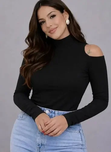 Blusa Feminina Manga Longa Gola Alta Ombro De Fora Vazado