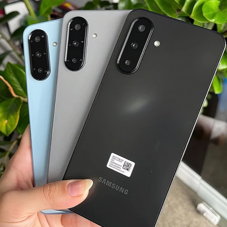 Smartphone Samsung Galaxy A17 Com Ia, 256gb, 8gb Ram, Câm De 50mp, Tela De 6.7 , Nfc, Ip54 - Azul Mercado Livre
