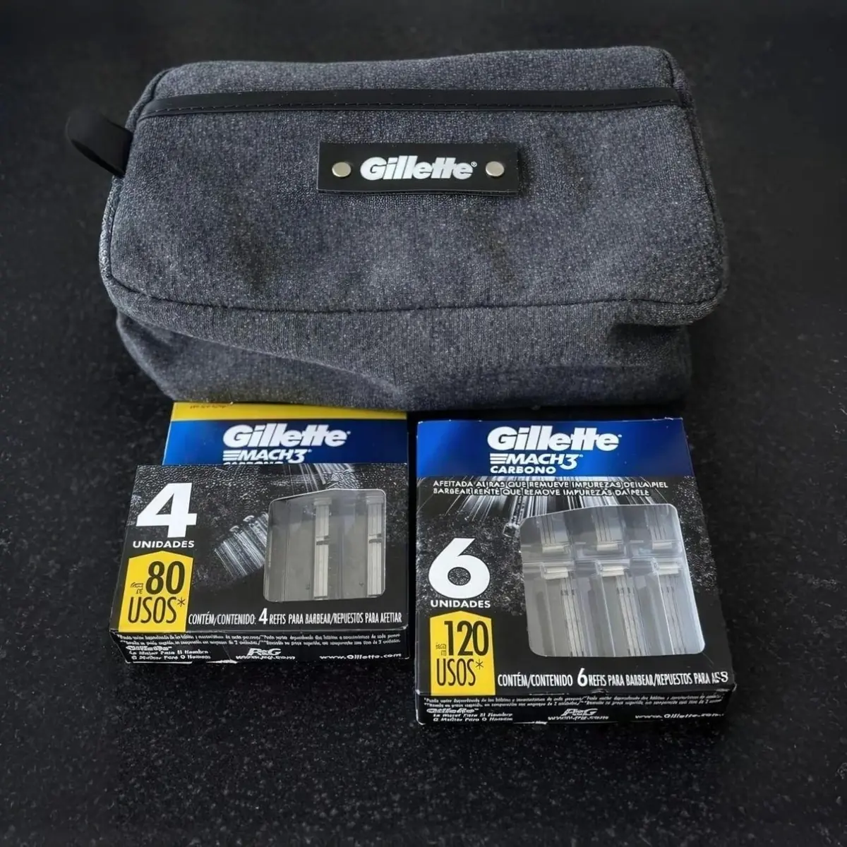 VERSÃO COM CARVÃO ATIVADO, esse kit vem até bolsinha 😉
