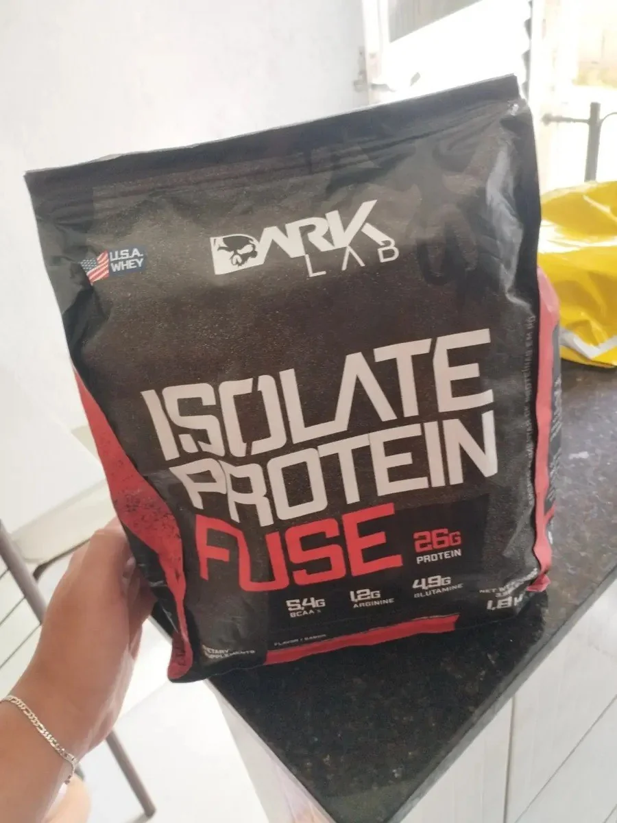 Whey Isolate Protein Fuse Refil 1,8kg Dark Lab MP Importad Sabor Creme de Avelã Mercado Livre