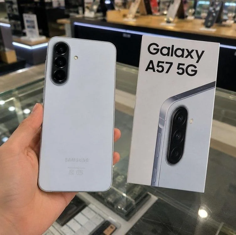 Celular Samsung Galaxy A57 5G 128GB, 8GB RAM, Câmera Tripla de até 50MP OIS, Selfie de 12MP Video HDR, IP68, Tela Super AMOLED 6.7", NFC, Recursos AI, Até 6 Atualizações de Android e Segurança (Lilás)