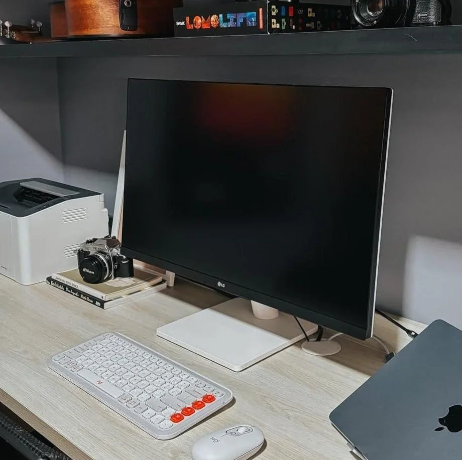 Monitor LG UltraFine™ - Tela IPS UHD 4K 27", HDR10, DCI-P3 90%, Dynamic Action Sync – 27US500-W.