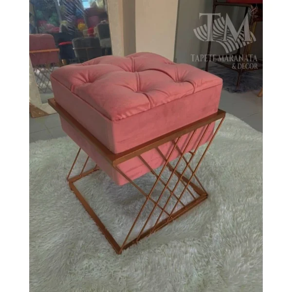 Pufe Puff Banqueta Veludo Quadrada Capitonê D28 / Decoração Shopee