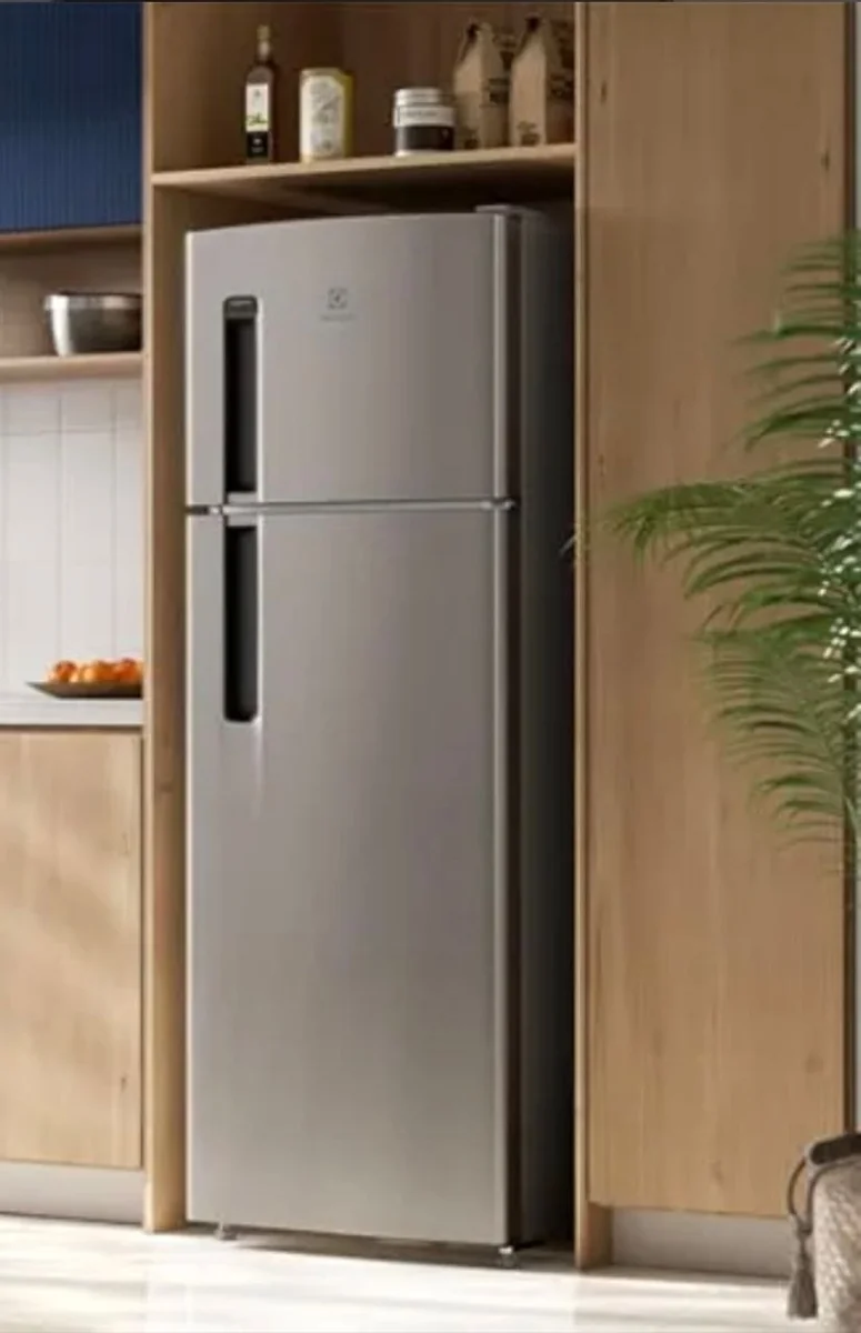 Electrolux Geladeira Electrolux Frost Free 320L Duplex Inox Look (TF38S) 220V