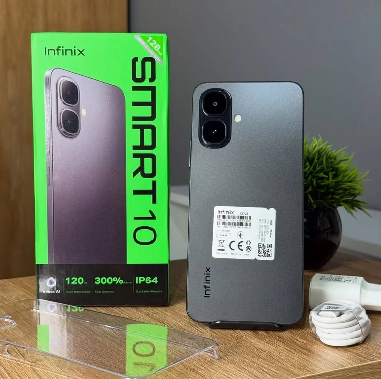 Smartphone Infinix Smart 10 4GB RAM 256GB SSD Câmera 8MP + IA, Tela 6.67 HD+ 120Hz, Bateria 5000mAh, Processador T7250, Android 15 Go, Dual Chip - Preto Mercado Livre