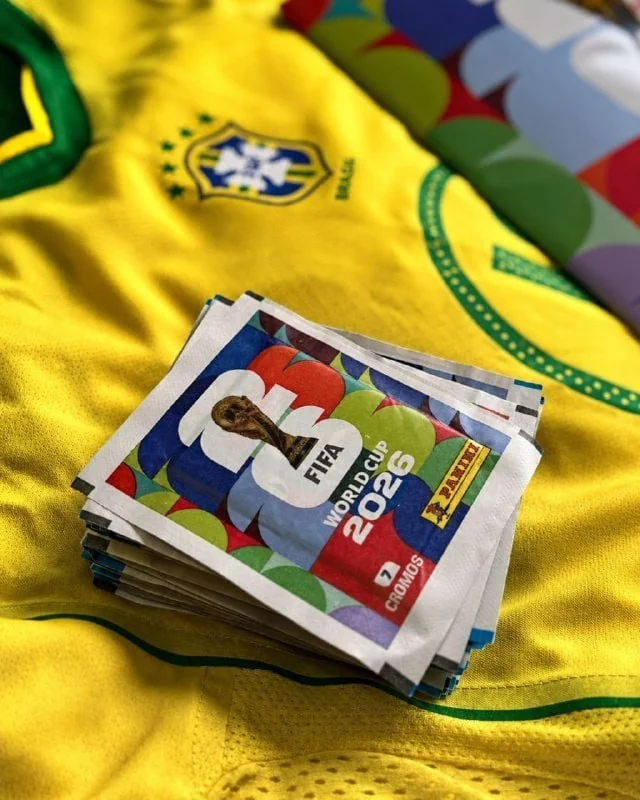 700Figurinhas Panini da Copa do Mundo 2026 - 100 Envelopes com 7 Figurinhas Display